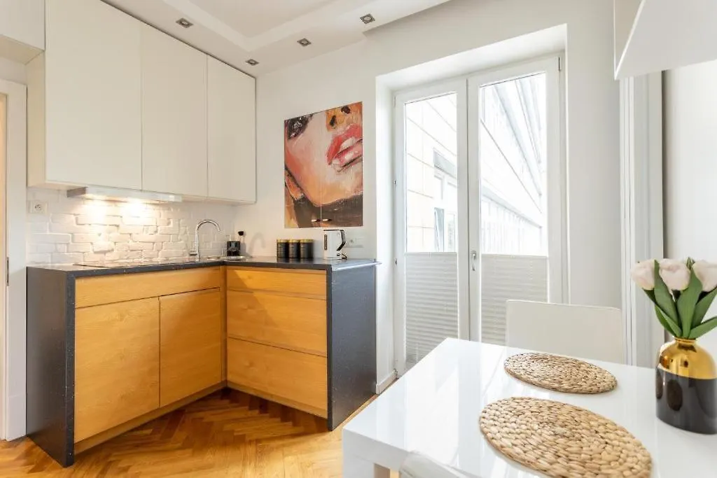 Urban Chic - City Center - Cozy Apartment - Zurawia Warsaw