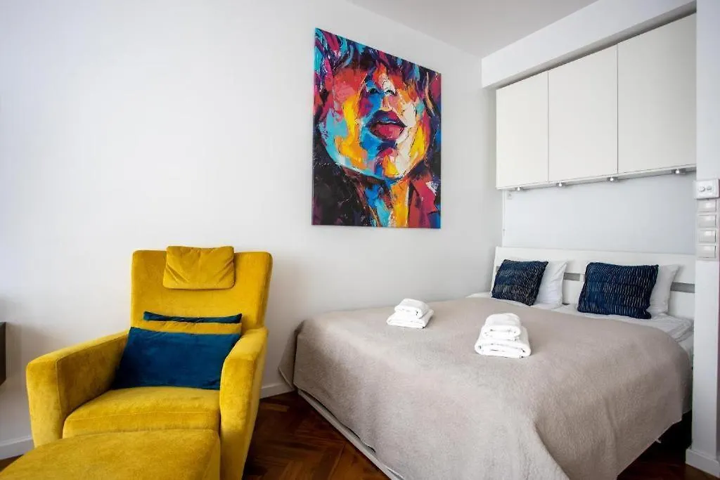 Urban Chic - City Center - Cozy Apartment - Zurawia 华沙